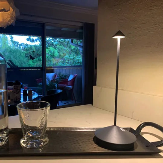 Wireless LED Table Lamp – Clear Light