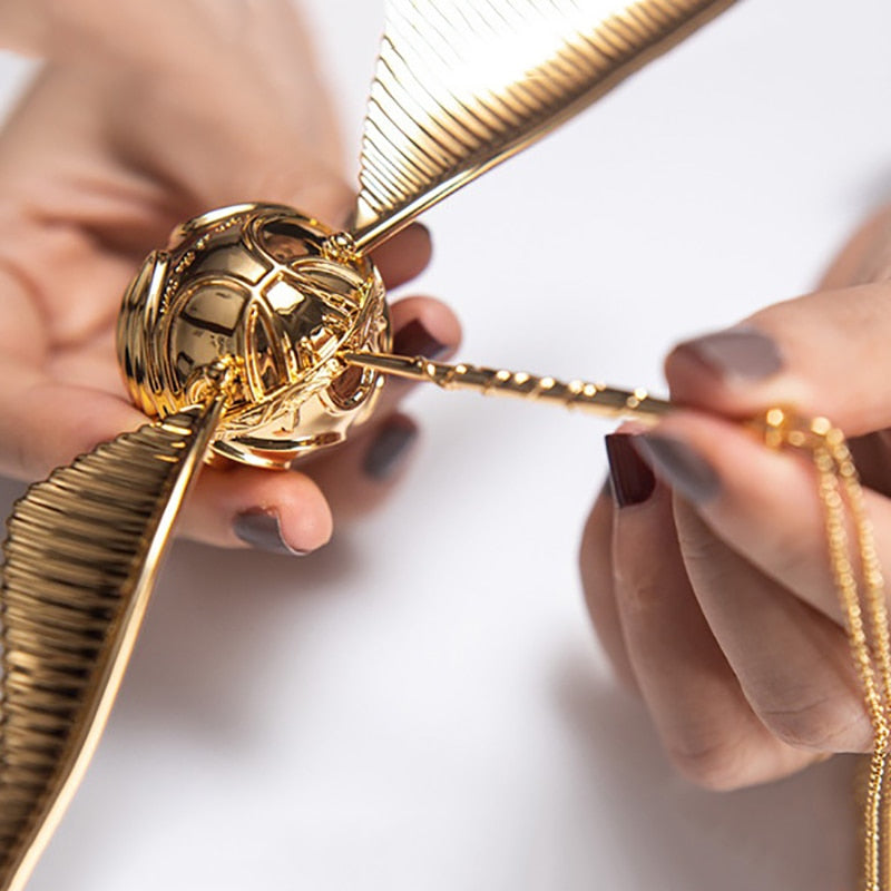 Gold Plated 18k Treasure Ring Box with Movable Design | Luxury Jewelry