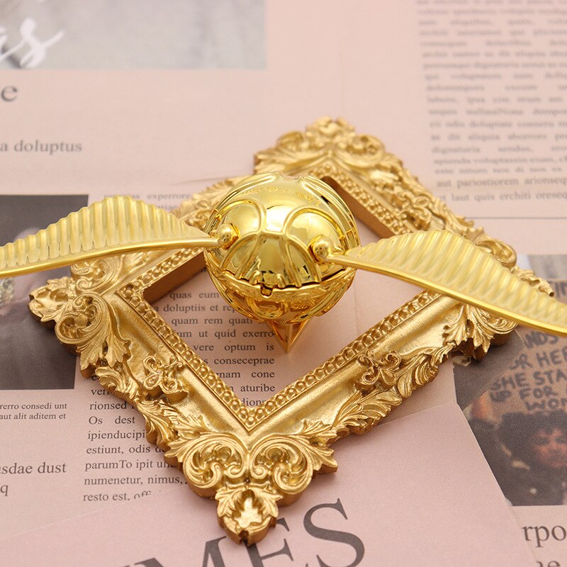 Gold Plated 18k Treasure Ring Box with Movable Design | Luxury Jewelry