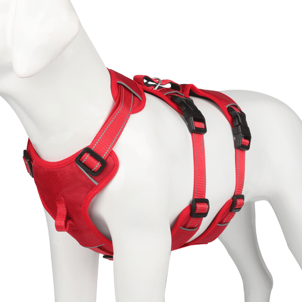 Comfortable Anti-Pull Dog Harness with Enhanced Grip and Safety Features
