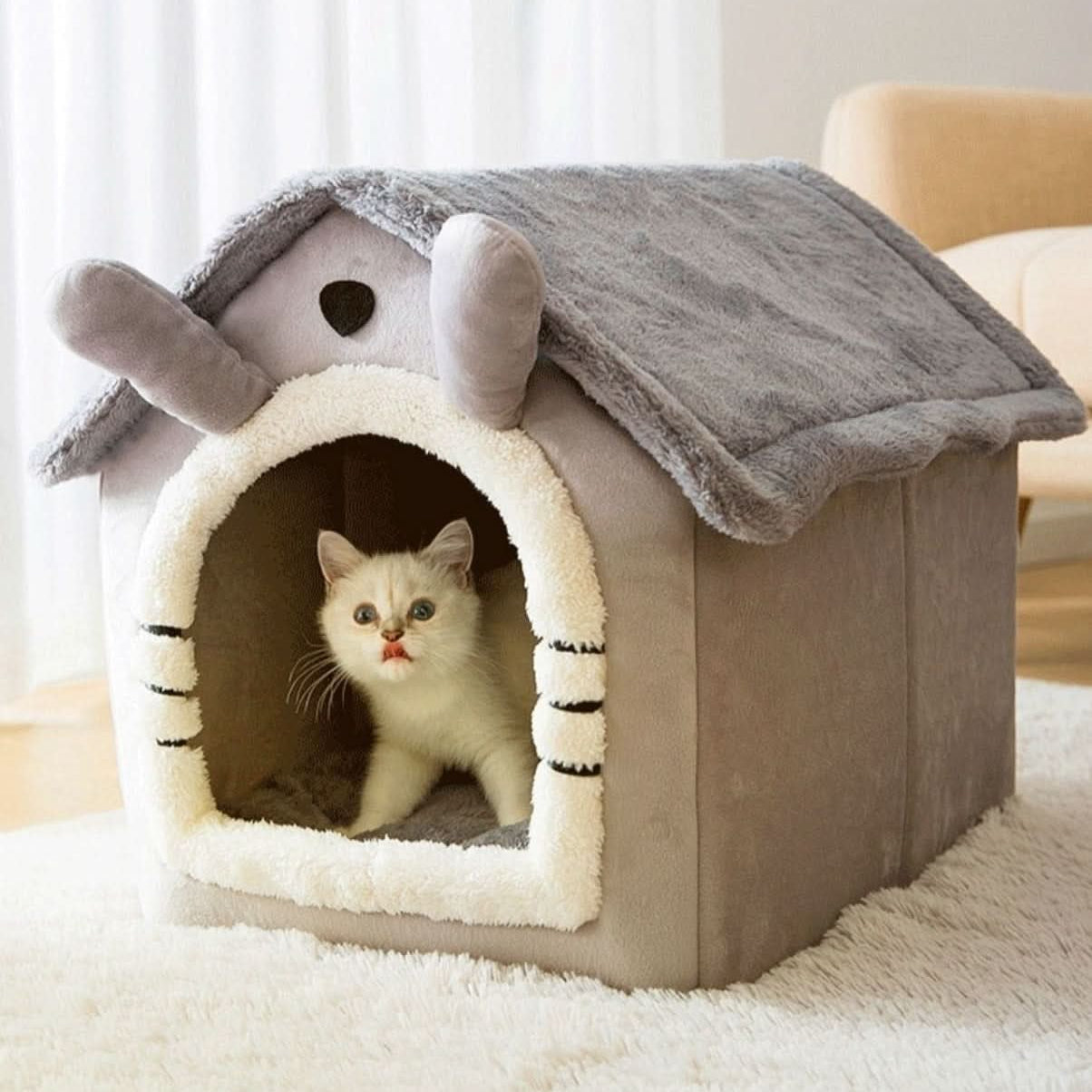 Cozy Pet House for Small Dogs and Cats – Fluffy and Comfortable Design