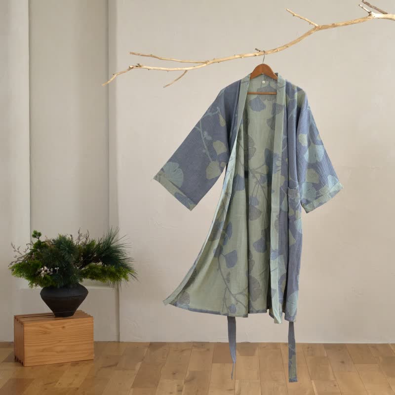 Organic Cotton Kimono Bathrobe with Breathable Gauze Fabric and Reversible Design for Everyday Comfort and Natural Elegance