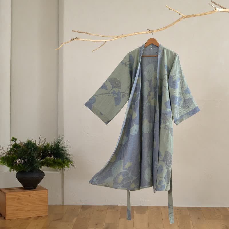 Organic Cotton Kimono Bathrobe with Breathable Gauze Fabric and Reversible Design for Everyday Comfort and Natural Elegance