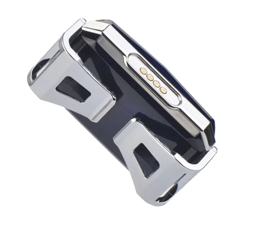 Compact Real-time GPS Tracker for Enhanced Safety in Daily Life