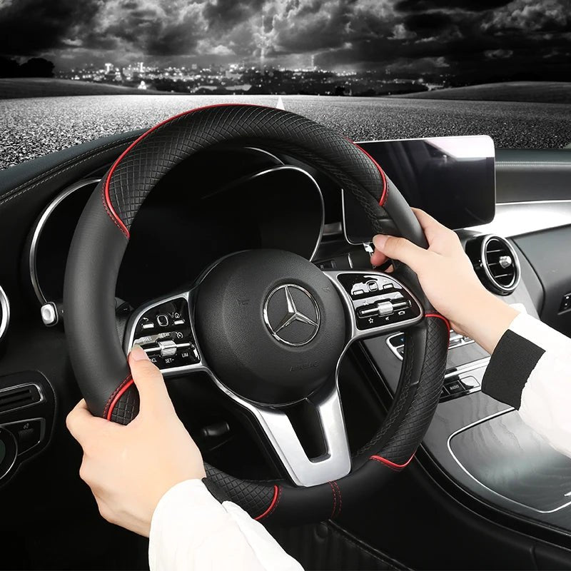 Premium Faux Leather Steering Wheel Cover with Diamond Anti-Slip Grip for Enhanced Driving Comfort and Control