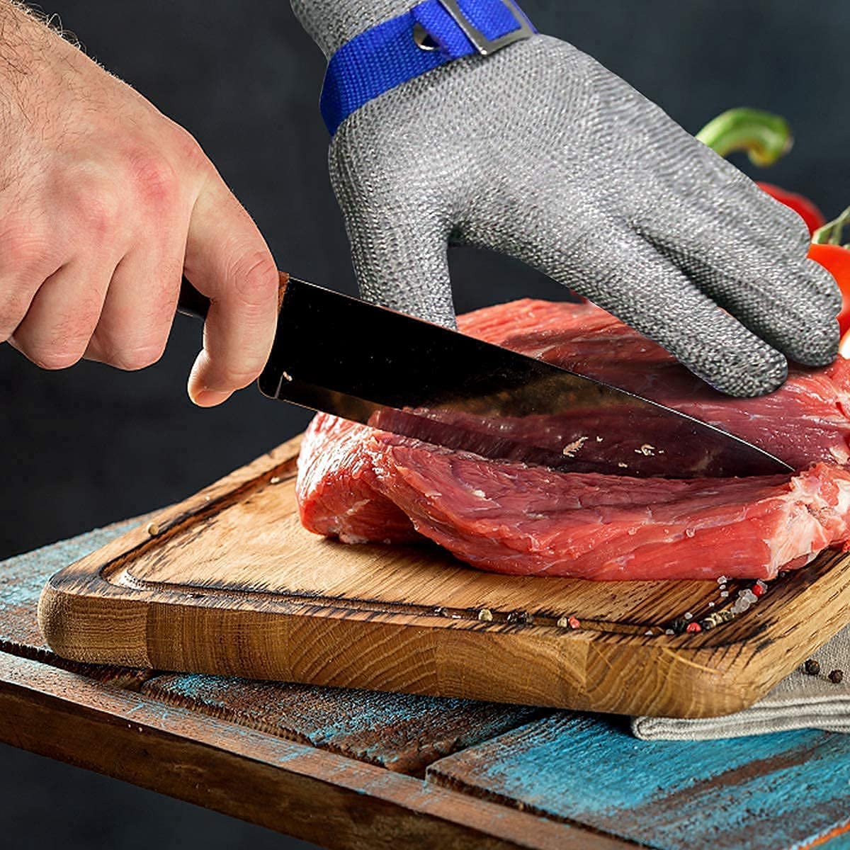 Metal Glove with Stainless Steel Mesh (Buy 1 Get 1 Free)