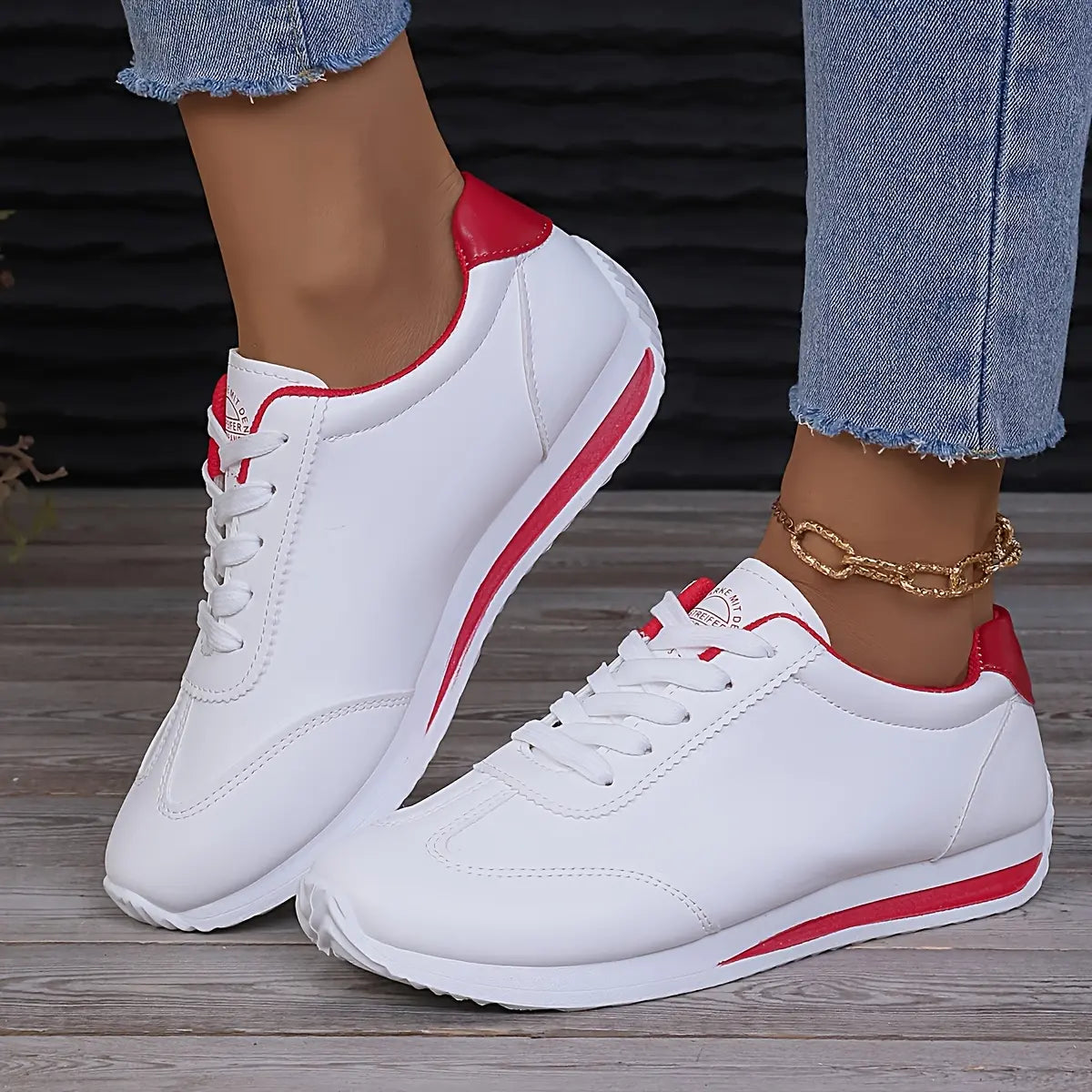 Women's Comfortable Sneaker | White