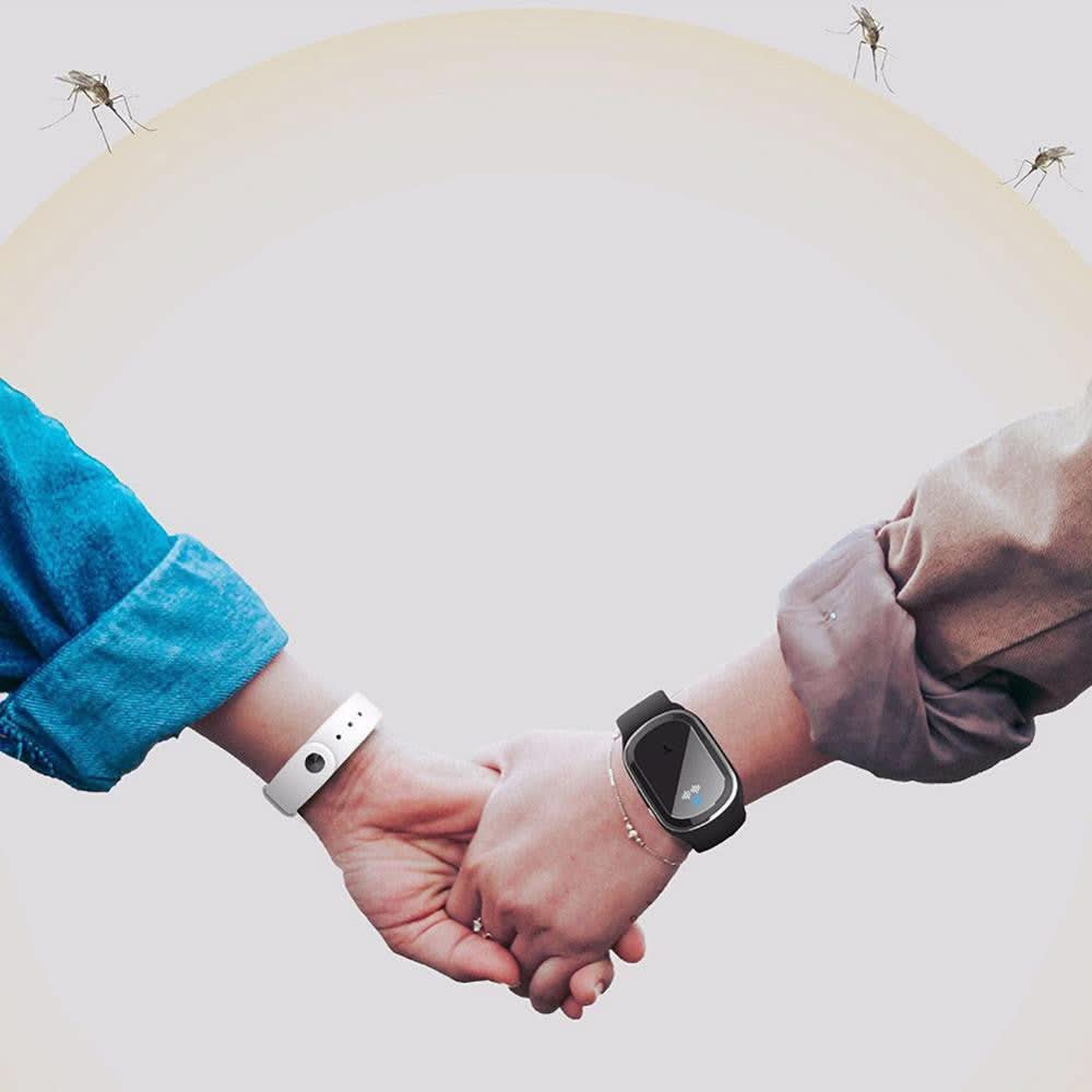 Ultrasonic Mosquito Repellent Bracelet with Rechargeable Battery and Modern Design