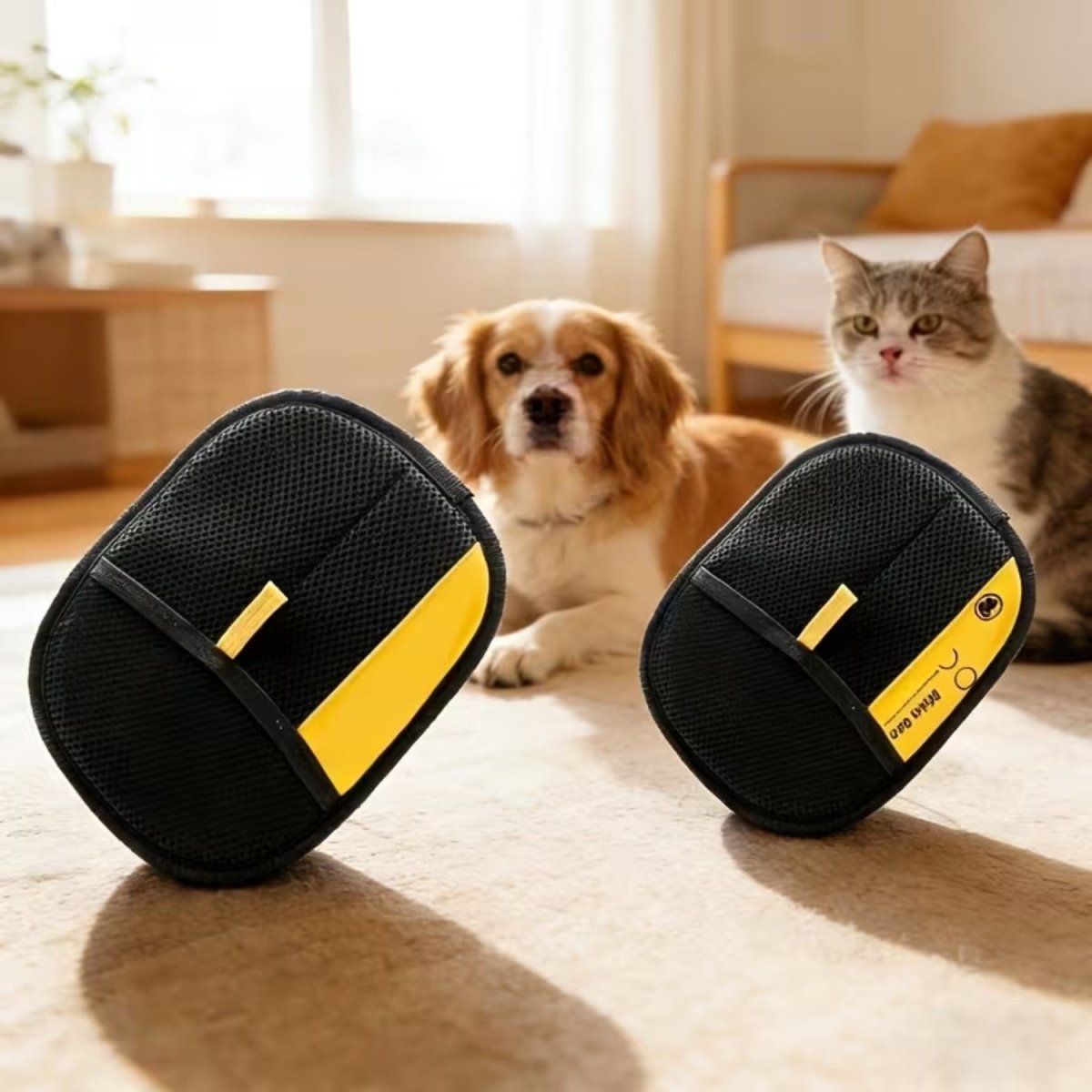 Efficient Grooming Gloves for Removing Pet Hair